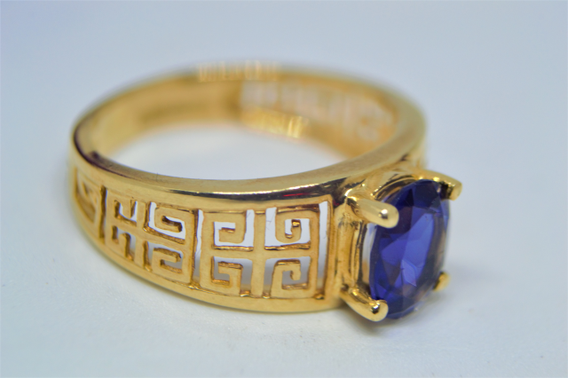 A 9ct Gold with Tanzanite Ring.