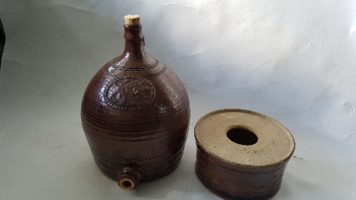 Large pottery Water Purifier with Oval Glazed Decoration