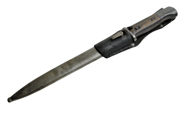 A Portuguese German Made [and issued] S84/98 M37 Mauser Bayonet