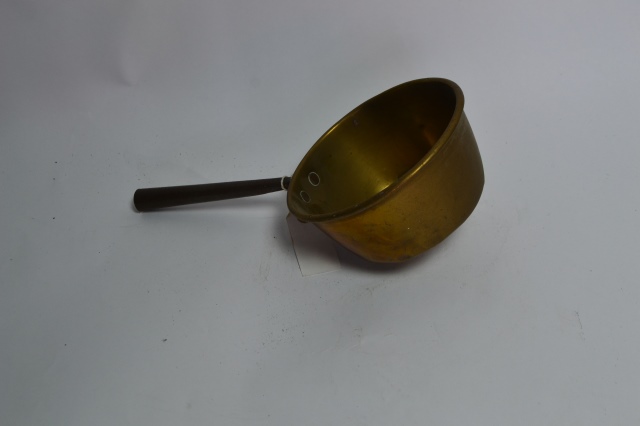 Small Brass Pan.