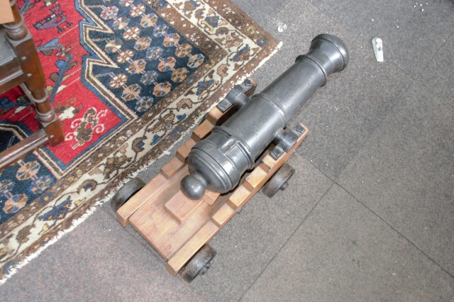 Reproduction Cast Iron Cannon. 