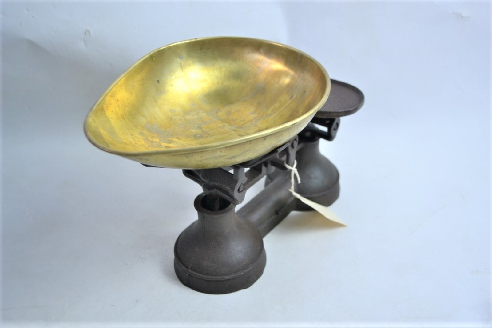 A Pair Of Vintage Kitchen Scales With Brass Pan