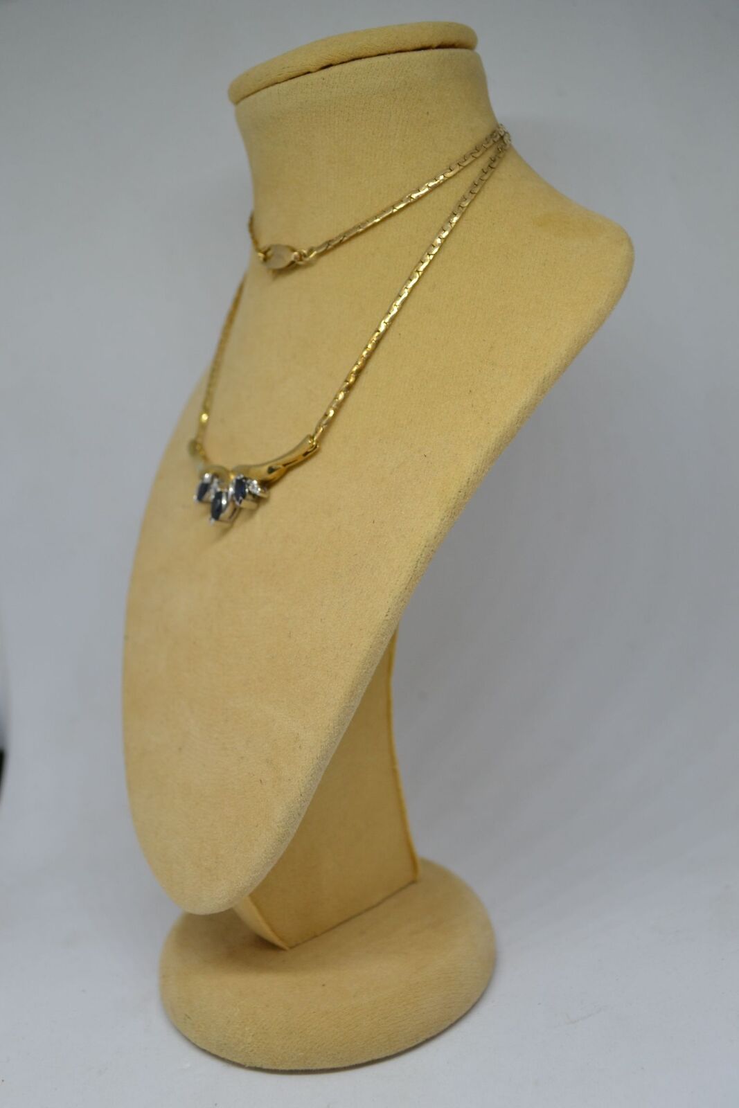 9ct Yellow Gold Sapphire And Diamond Necklace