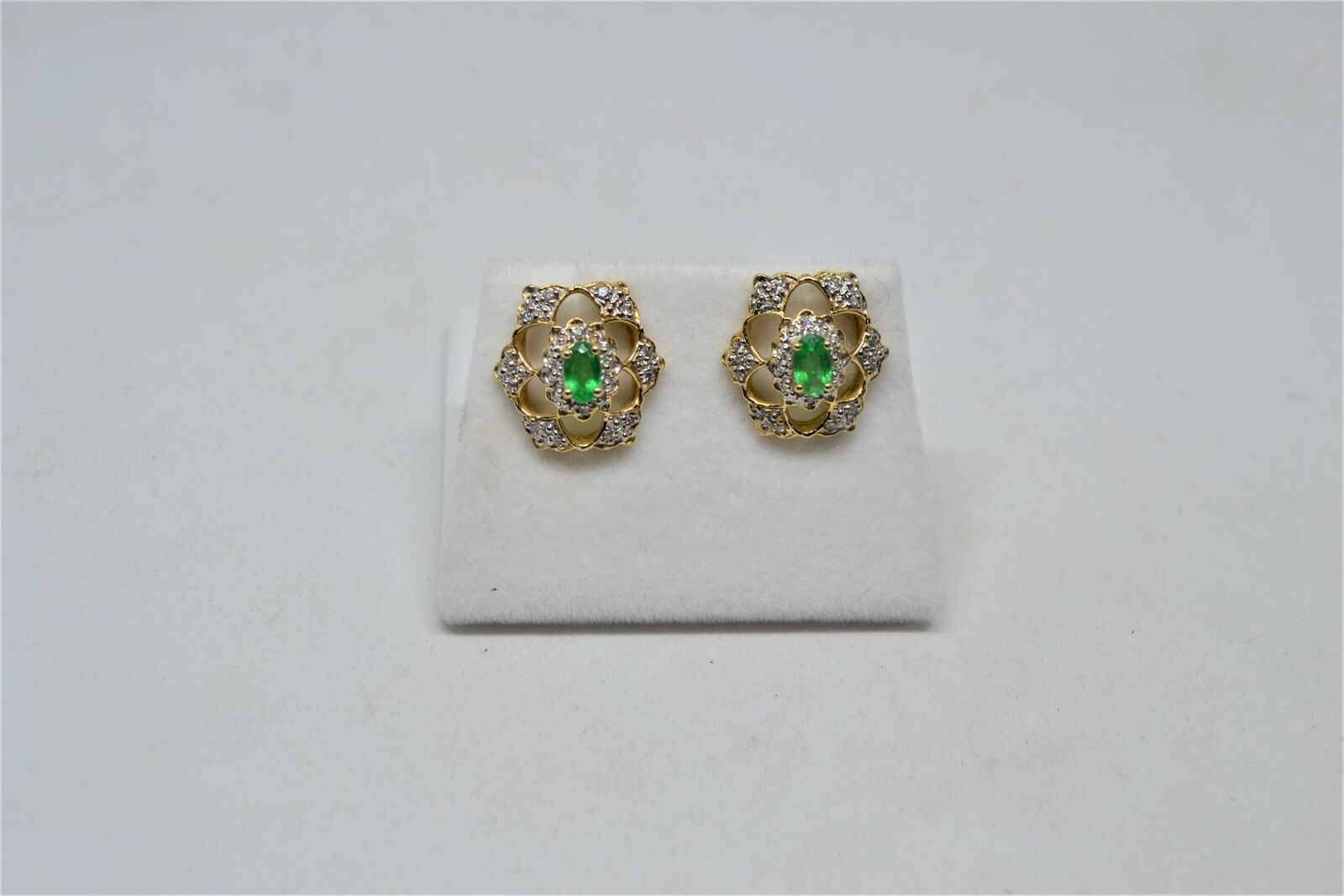 14ct Gold & Emerald Lace Earrings