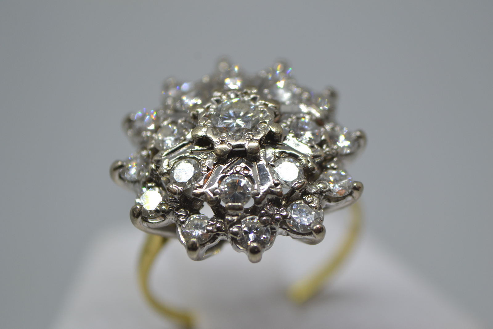 18ct Gold large Diamond Cluster Ring.