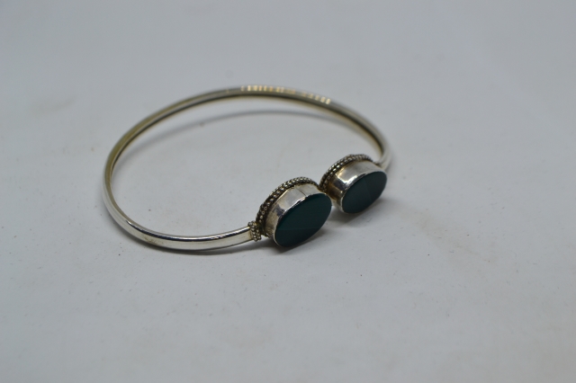 Silver 925 Bangle with Agate.