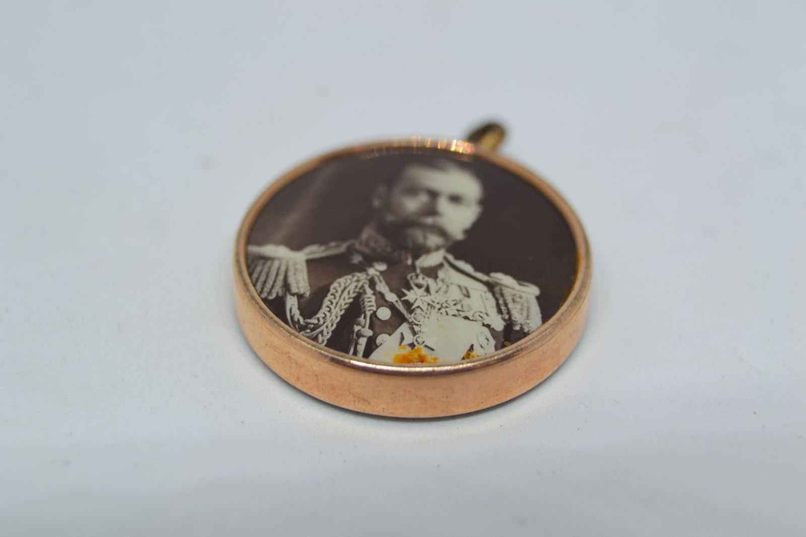 King George V charm pendant