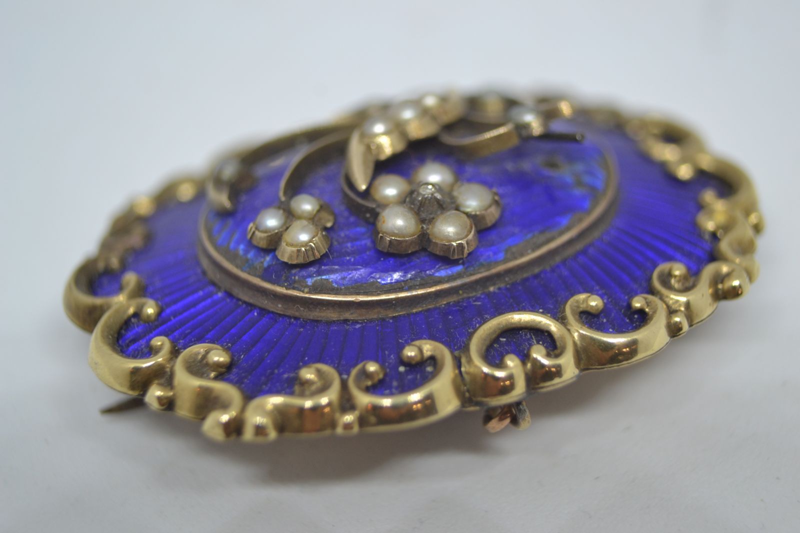 Victorian enamelled diamond and pearl brooch